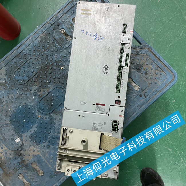 力士樂HCS系列伺服驅(qū)動(dòng)器開機(jī)顯示報(bào)警F2028維修值得信賴